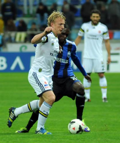 Lider Fenerbahçe, Kayseri Erciyesspor ile karşılaştı...