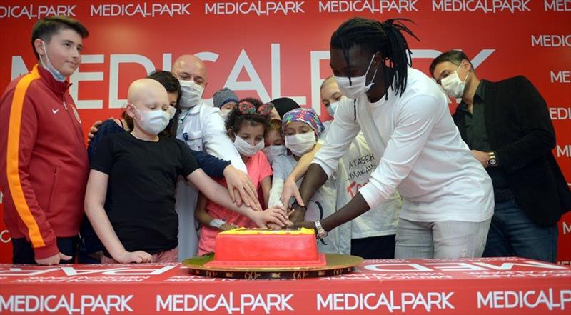 Gomis'ten anlamlı davranış
