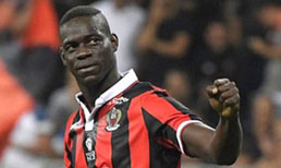 Balotelli için trasnfer yarışı