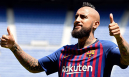 Barcelona Vidal'i basına tanıttı