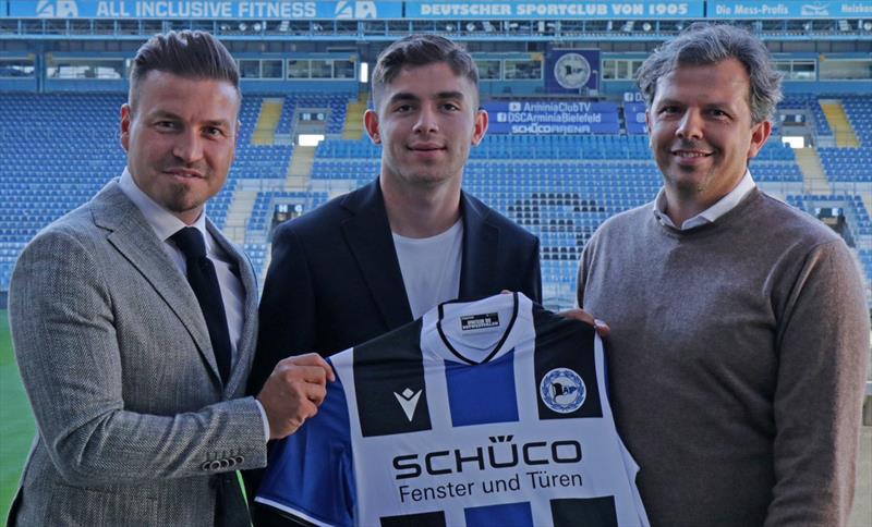 Almanya Bundesliga ekiplerinden Arminia Bielefeld, Altınordu forması giyen Burak İnce'yi kadrosuna kattı. İşte Spor Toto 1. Lig'den Avrupa'nın yolunu tutan Türk yıldızlar...