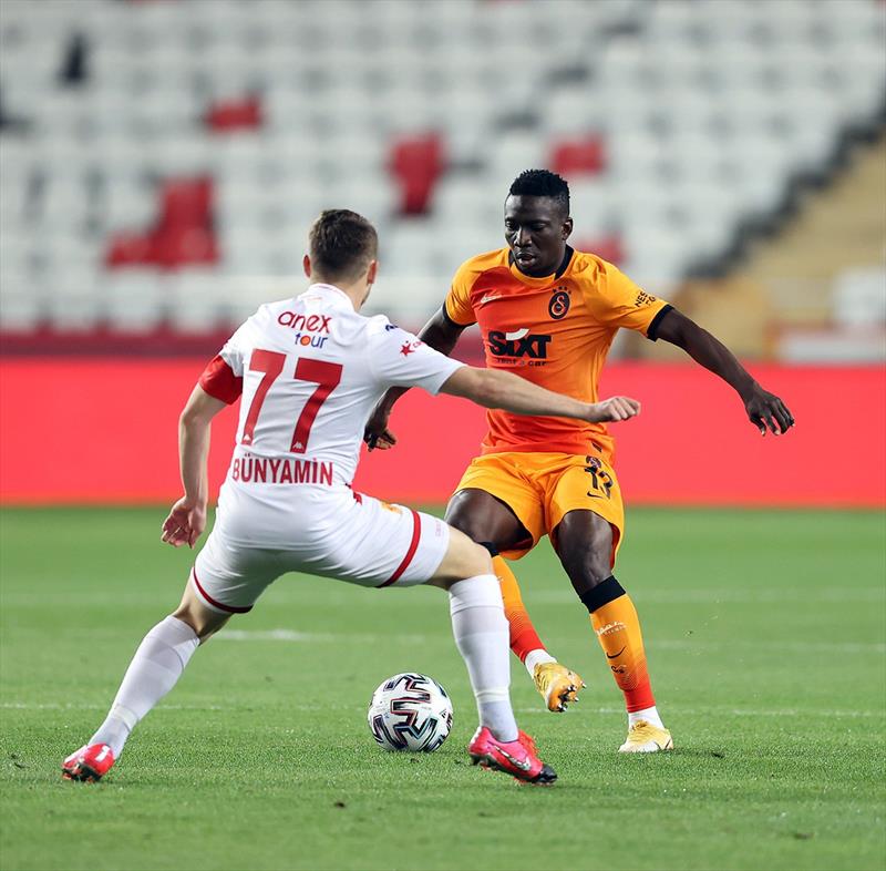 İşte FTA Antalyaspor - Galatasaray maçının öne çıkan notları...