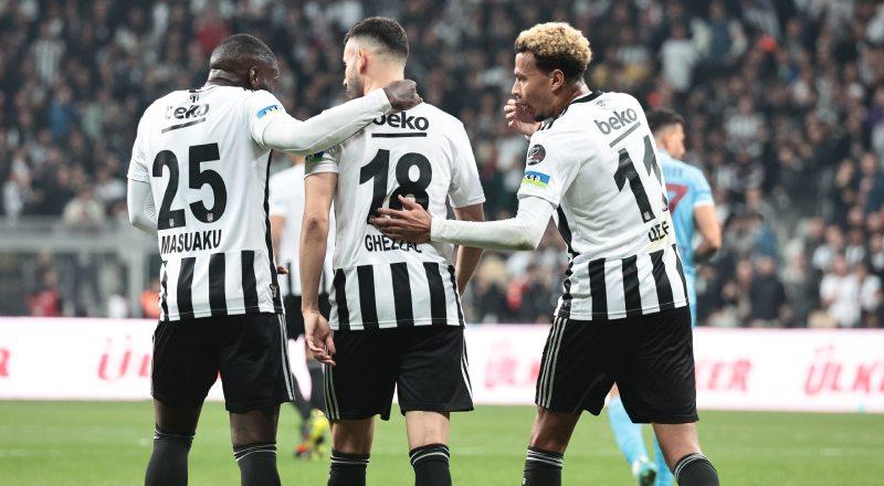 Spor Toto Süper Lig'in 10. hafta karşılaşmasında Beşiktaş ile Trabzonspor karşı karşıya geldi. Mücadele 2-2 beraberlik ile sona erdi. Karşılaşmanın öne çıkan notları ise burada...